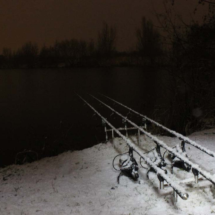 Carp Fishing in the Winter When it's White Over