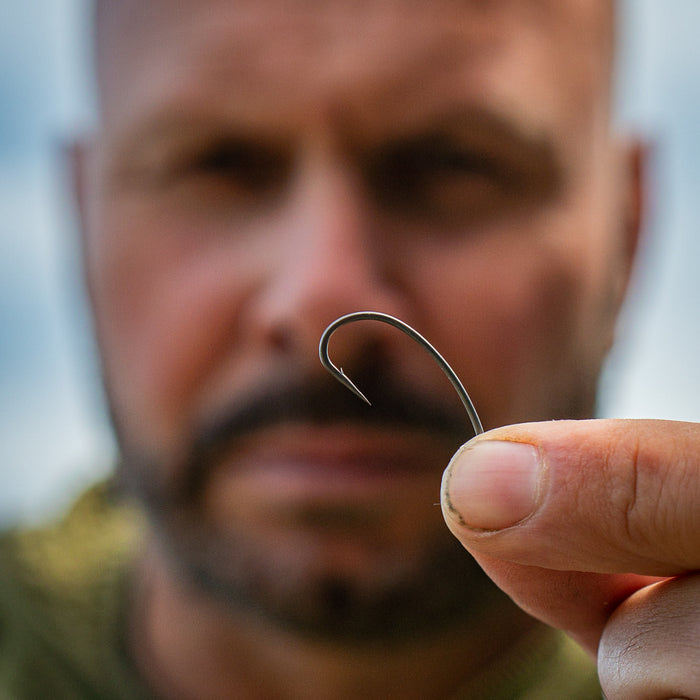 What are the Best Hooks for Carp Fishing?